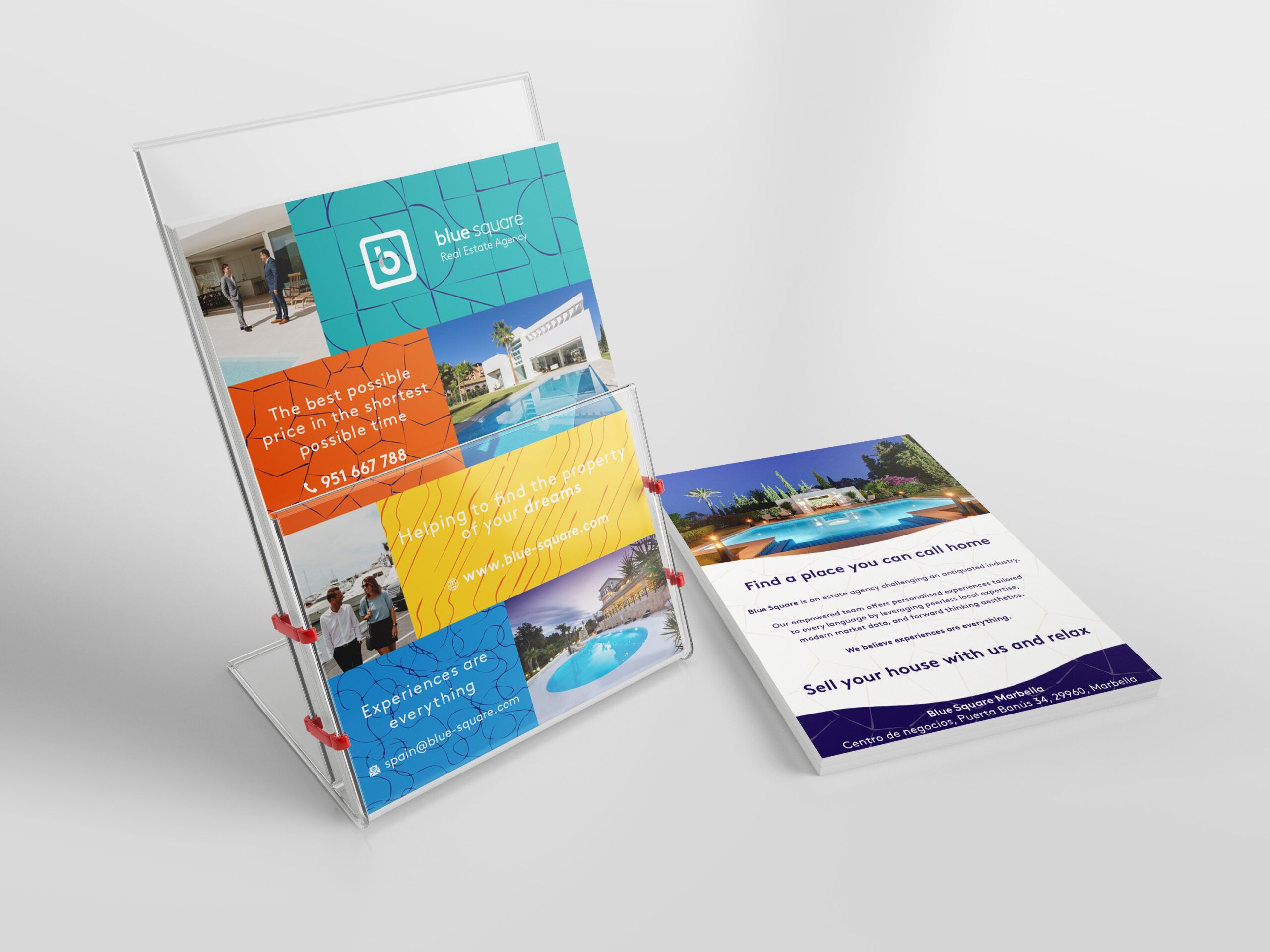 BLUE SQUARE PORTFOLIO 25 mockups-design.com