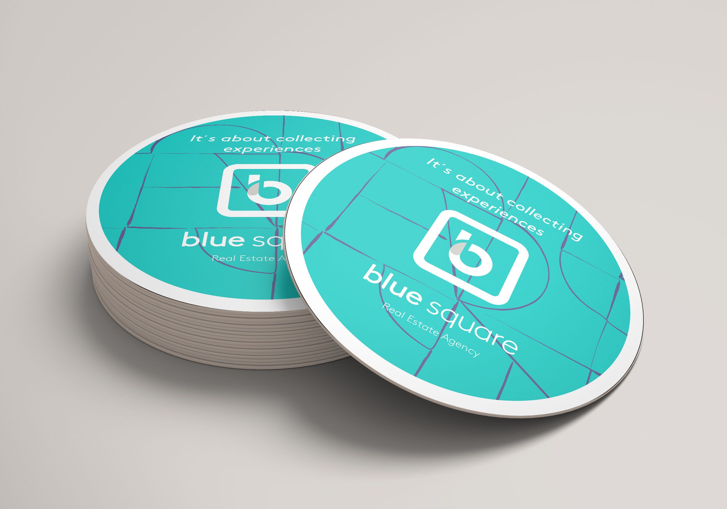 BLUE SQUARE PORTFOLIO 29 mockups-design.com